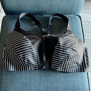 Victoria Secret On Point Sweat Sports Bras